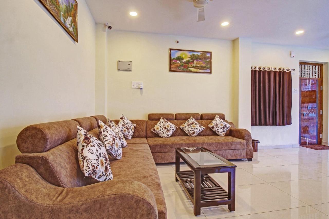 Super Hotel O Lakshmi Royal Inn Warangal Exteriér fotografie