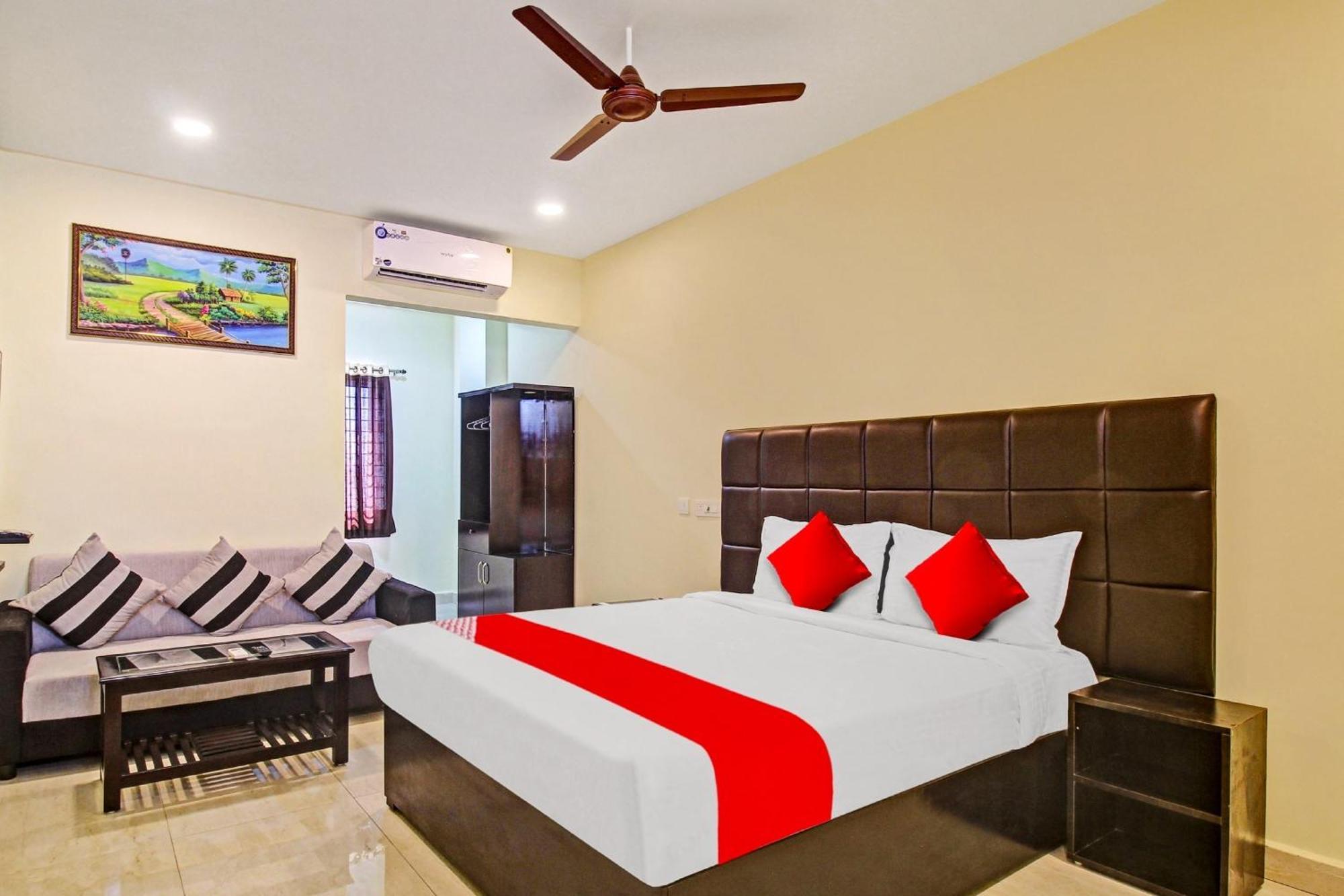 Super Hotel O Lakshmi Royal Inn Warangal Exteriér fotografie