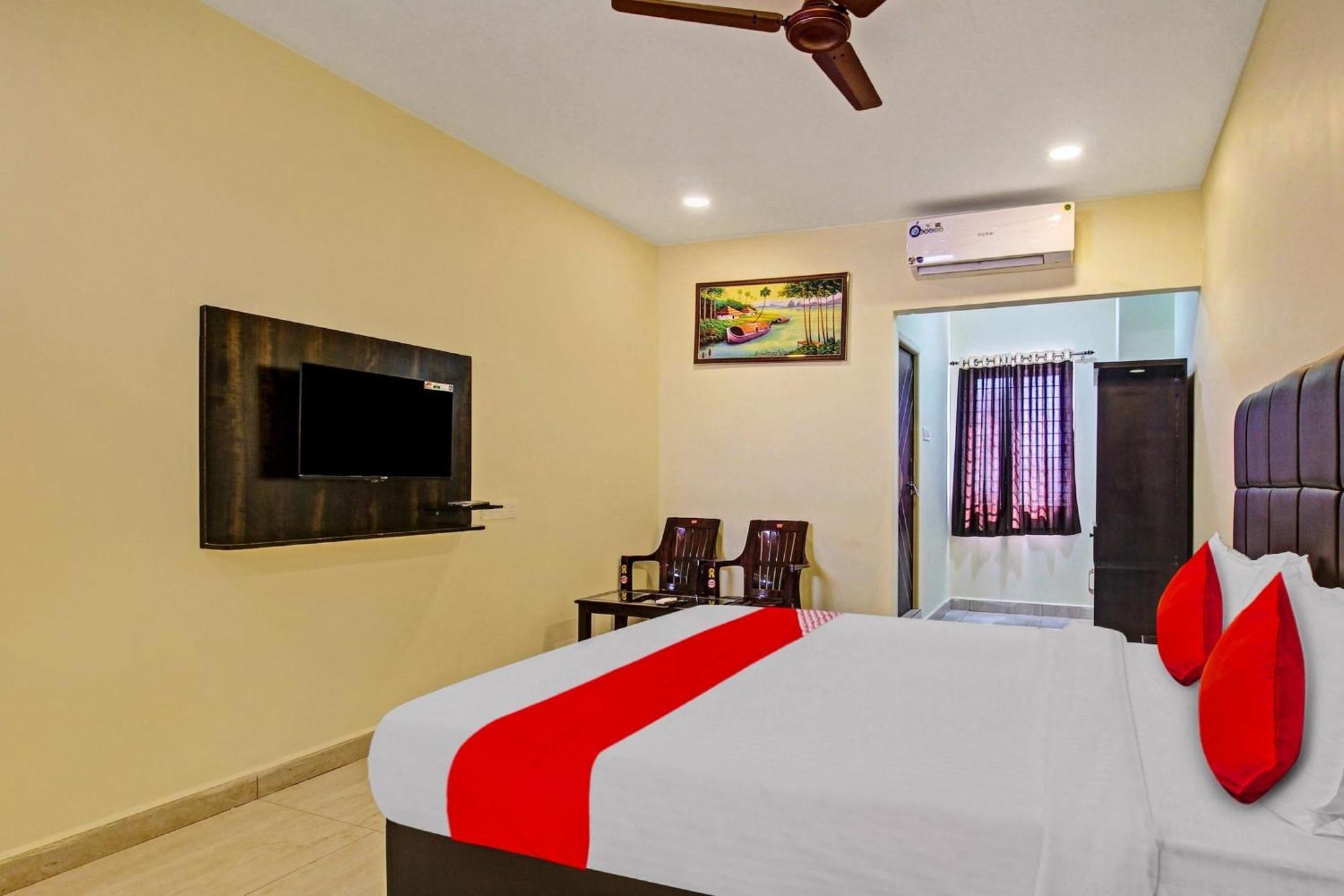 Super Hotel O Lakshmi Royal Inn Warangal Exteriér fotografie