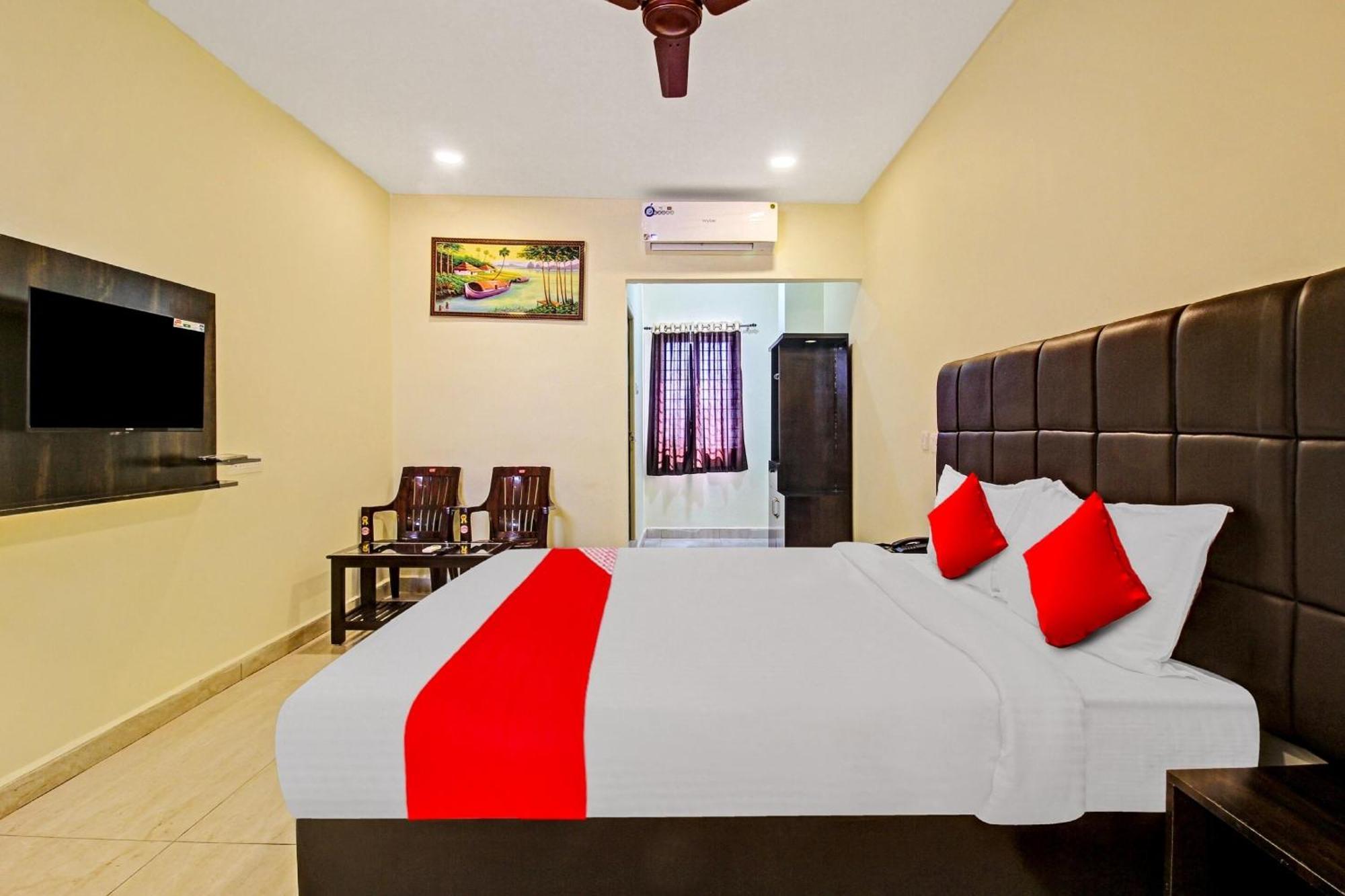 Super Hotel O Lakshmi Royal Inn Warangal Exteriér fotografie