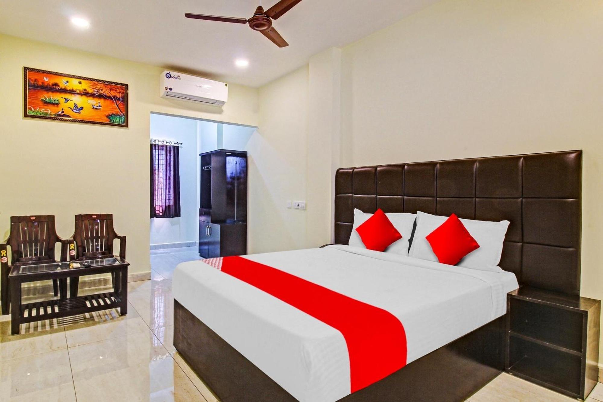 Super Hotel O Lakshmi Royal Inn Warangal Exteriér fotografie